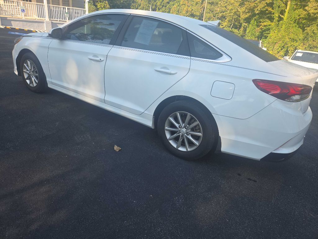 Photo 16 of this HYUNDAI SONATA