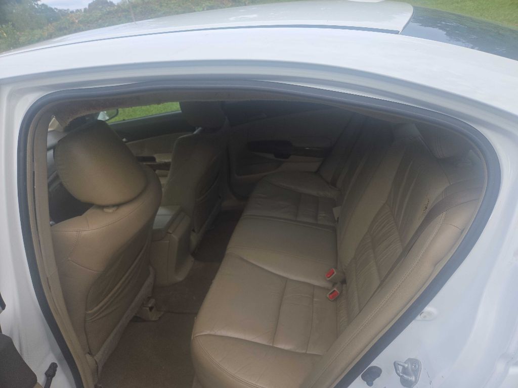 Photo 7 of this HONDA ACCORD