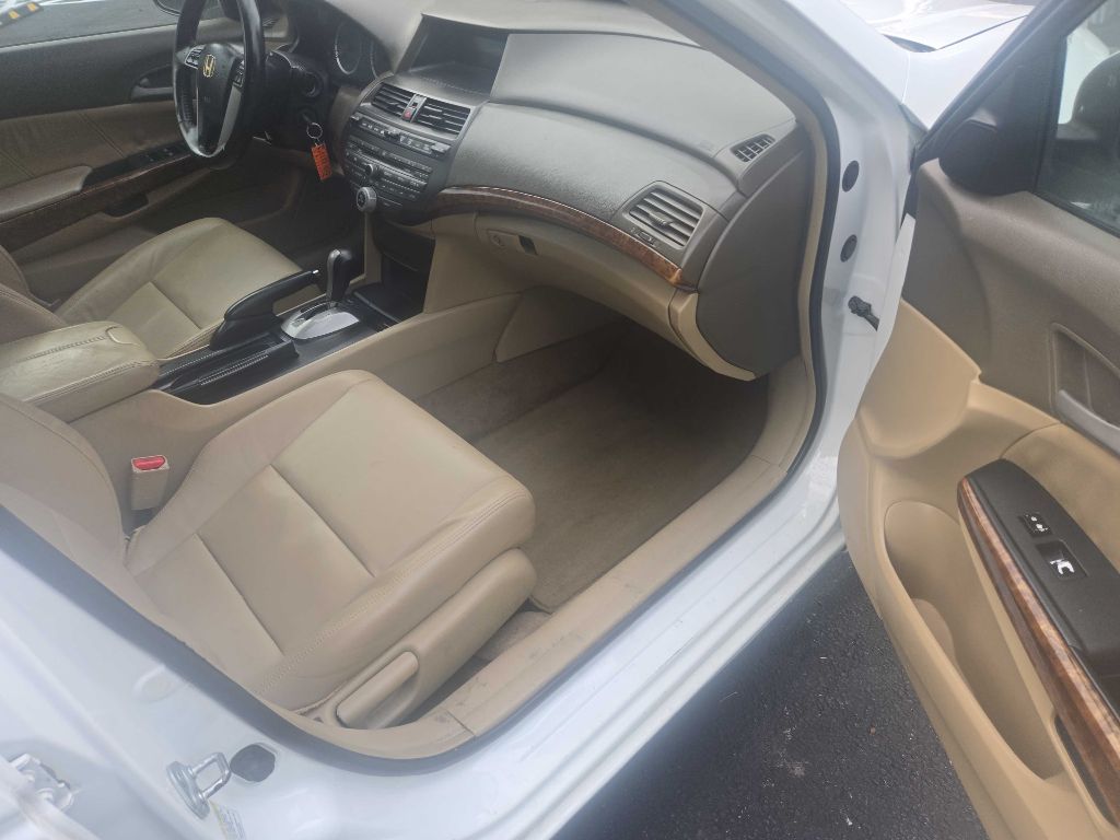 Photo 17 of this HONDA ACCORD