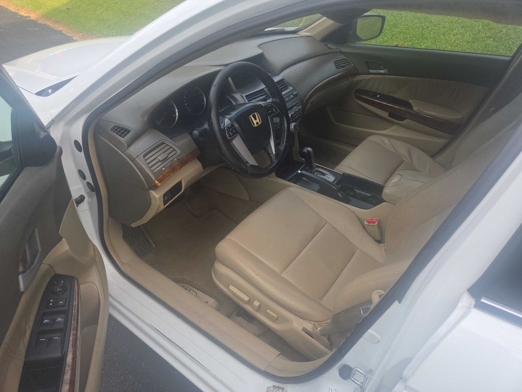 Photo 6 of this HONDA ACCORD