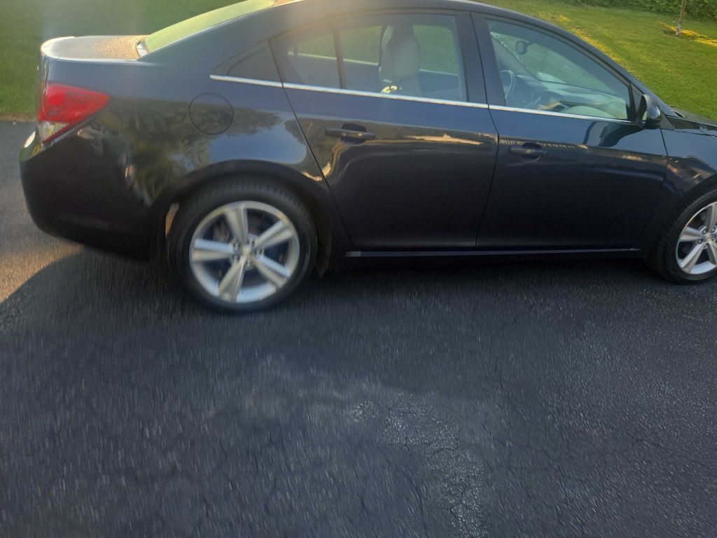 Photo 23 of this CHEVROLET CRUZE