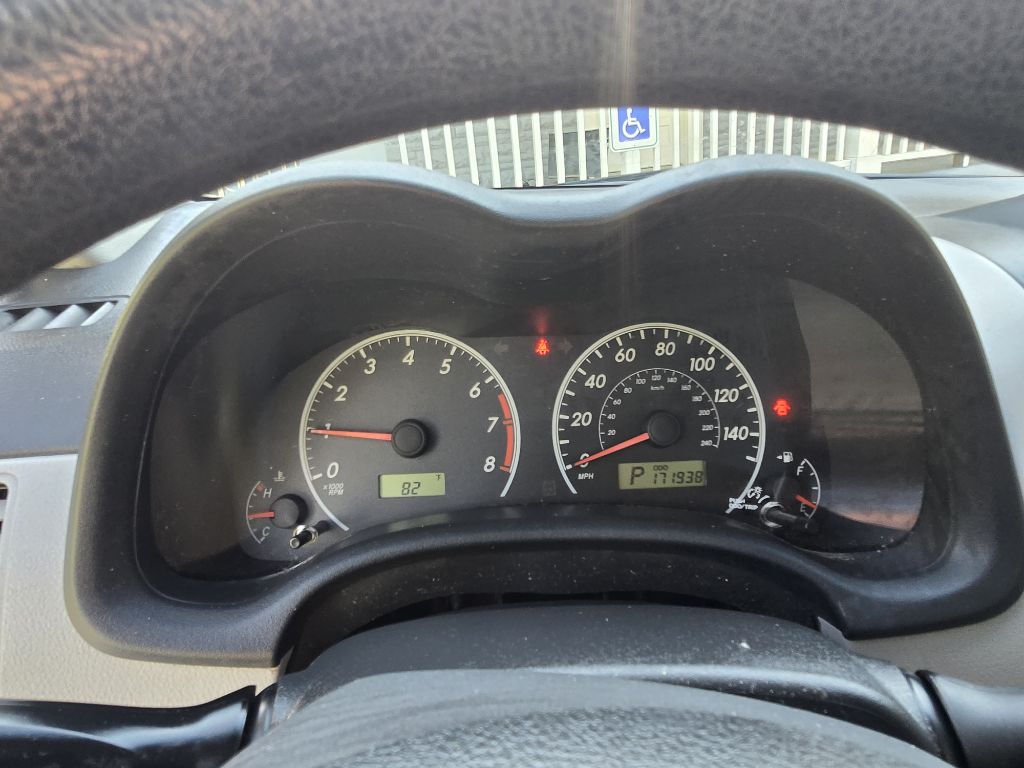 Photo 29 of this TOYOTA COROLLA
