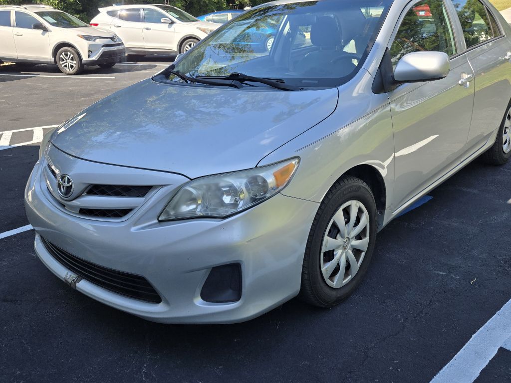 Photo 2 of this TOYOTA COROLLA