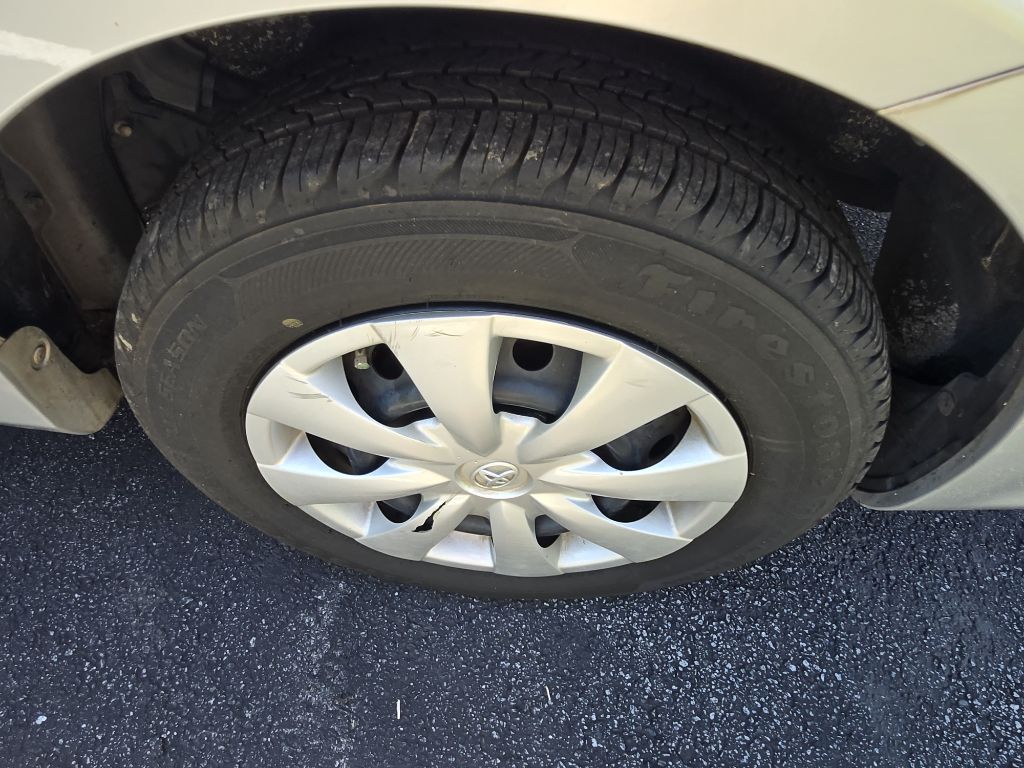 Photo 22 of this TOYOTA COROLLA
