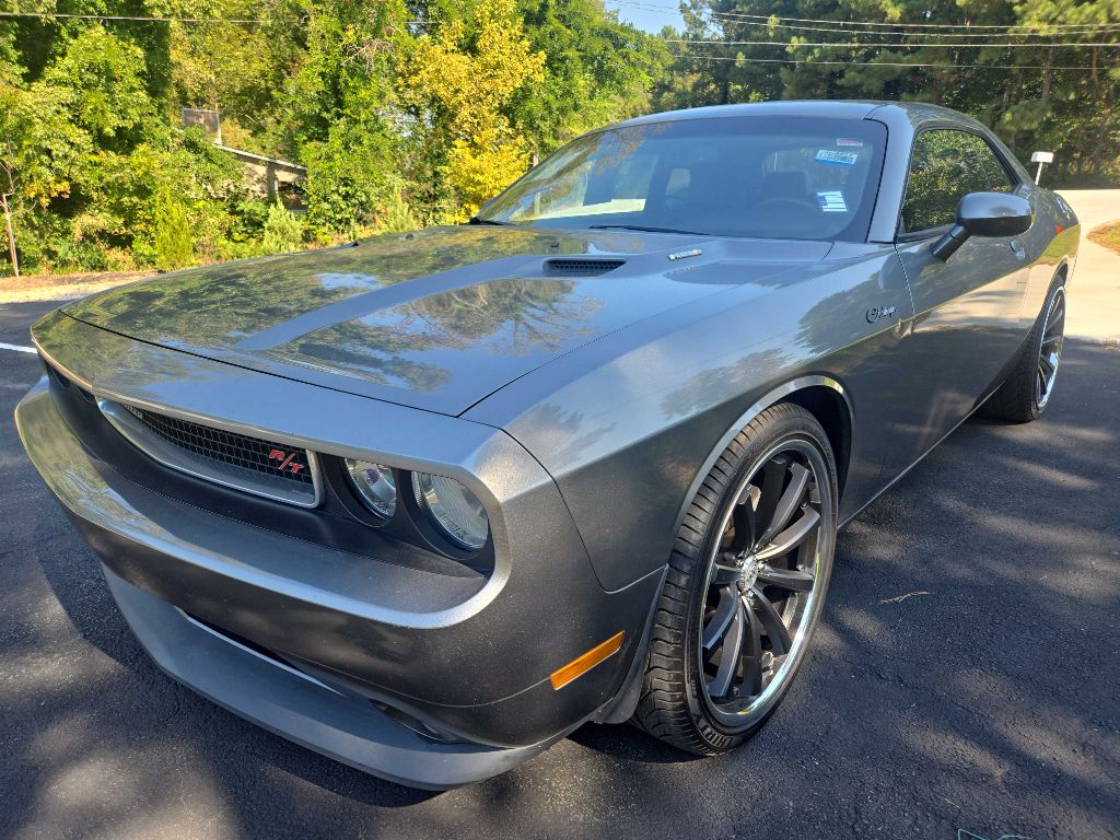 Photo 2 of this DODGE CHALLENGER