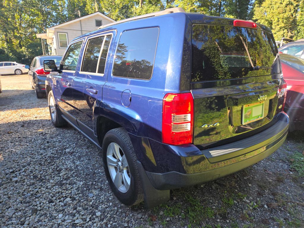 Photo 8 of this JEEP PATRIOT