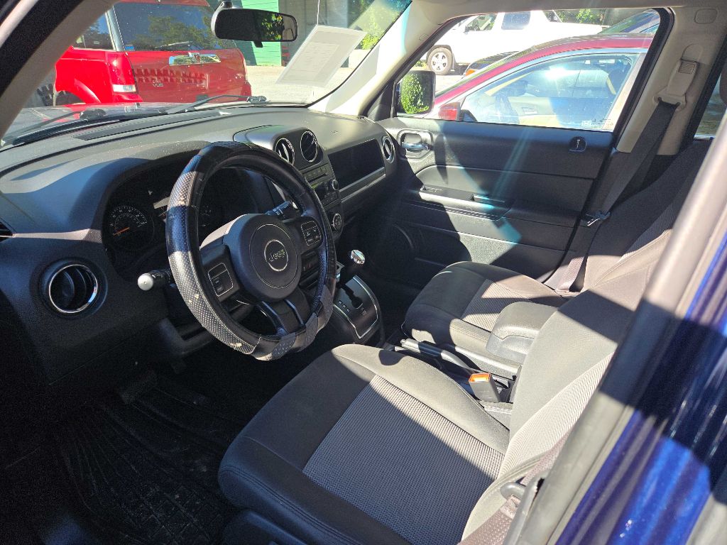 Photo 9 of this JEEP PATRIOT