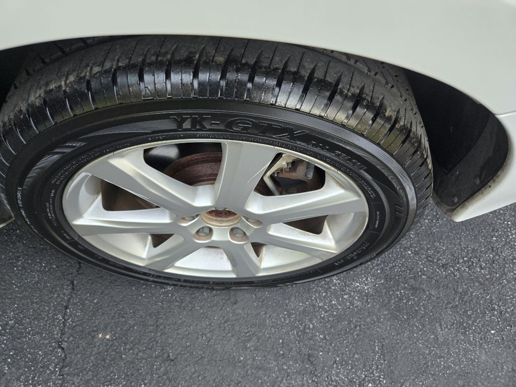 Photo 12 of this VOLVO S60