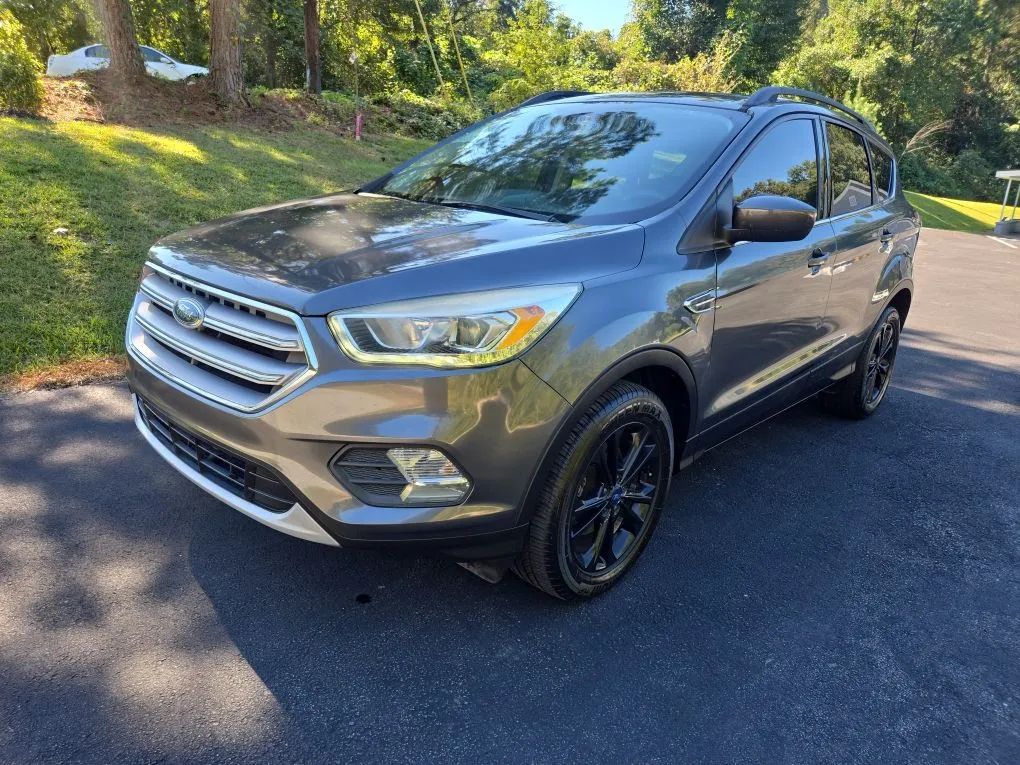 Photo 5 of this FORD ESCAPE