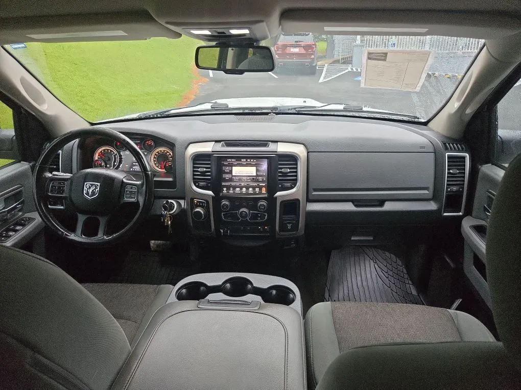 Photo 15 of this RAM 1500