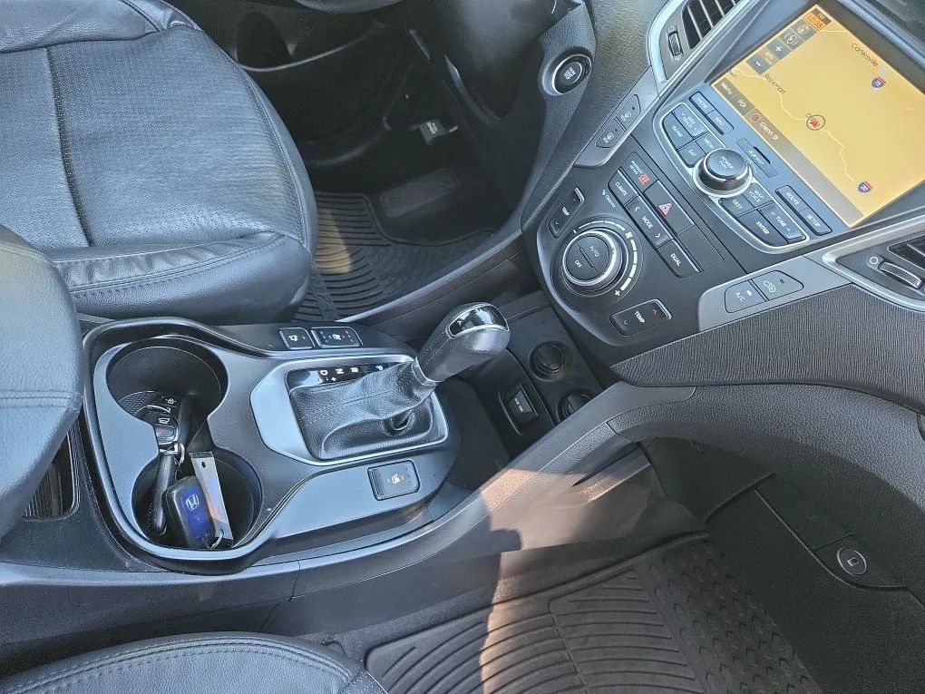 Photo 11 of this HYUNDAI SANTA FE SPORT
