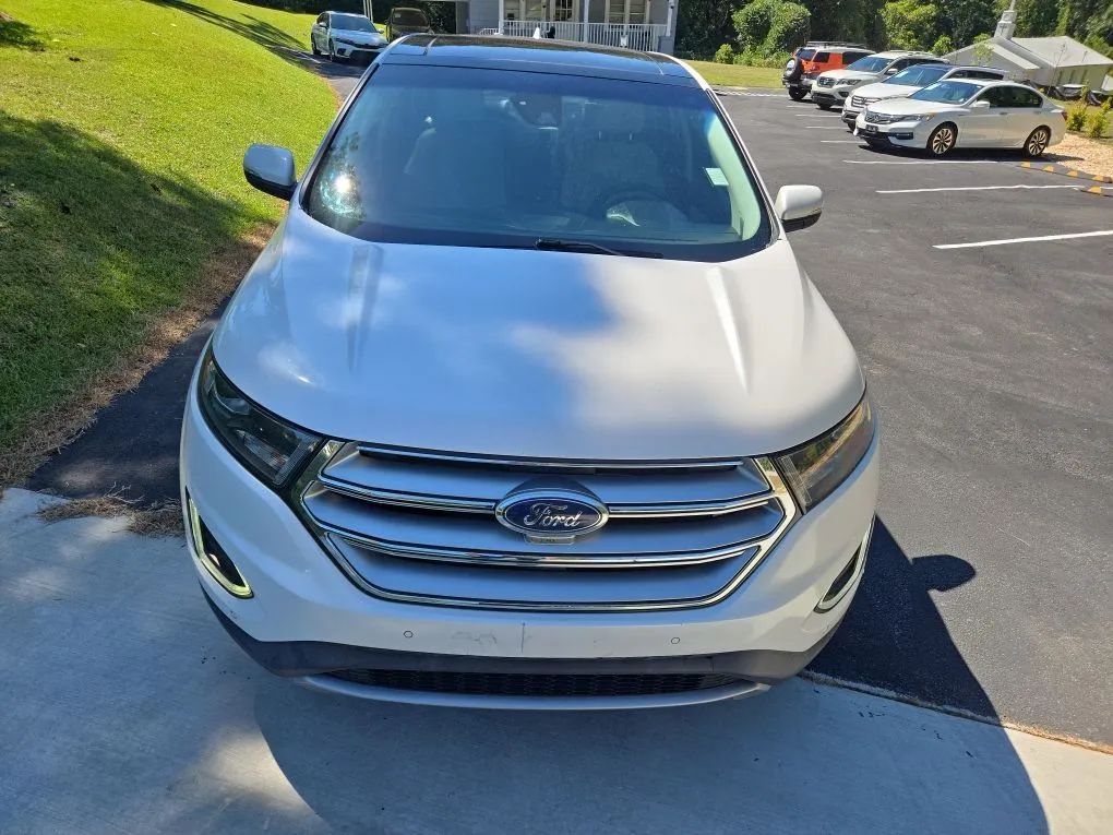 Photo 4 of this FORD EDGE