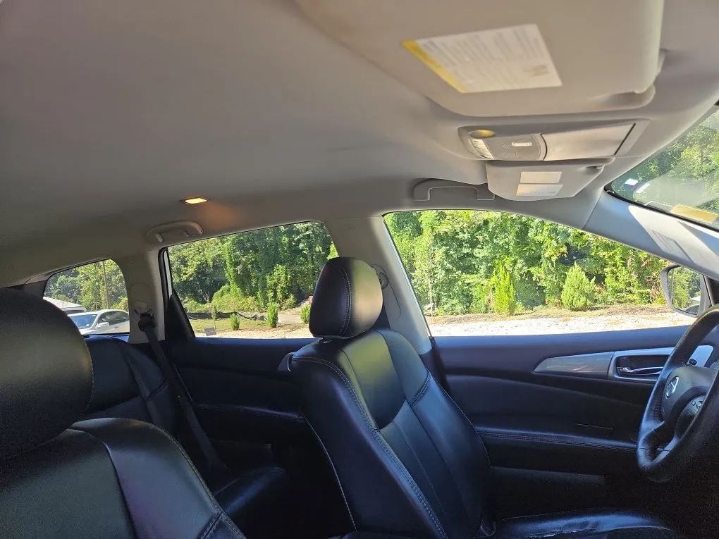 Photo 9 of this NISSAN PATHFINDER