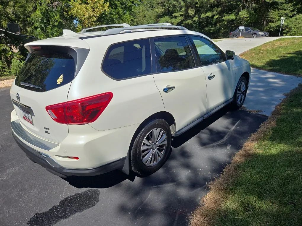 Photo 14 of this NISSAN PATHFINDER