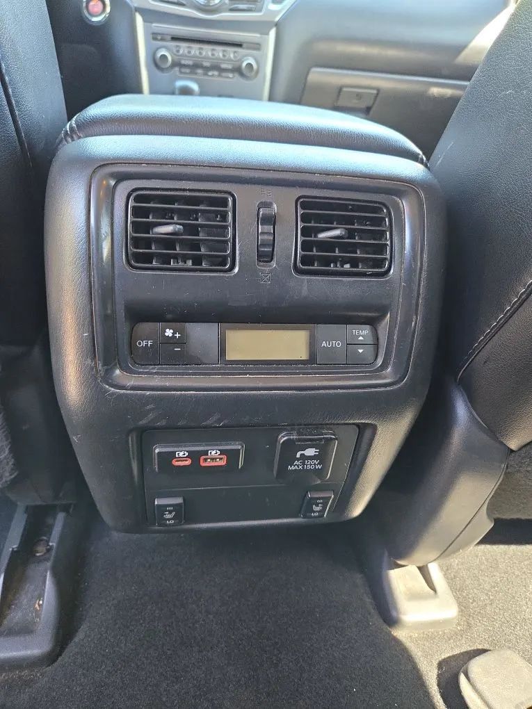 Photo 25 of this NISSAN PATHFINDER