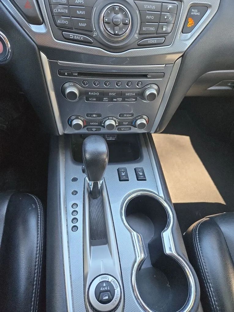 Photo 30 of this NISSAN PATHFINDER
