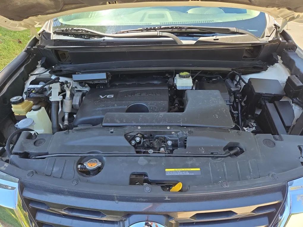 Photo 33 of this NISSAN PATHFINDER