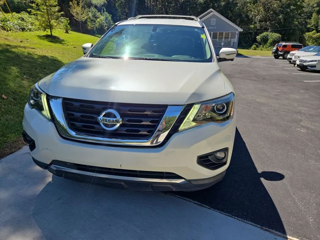 Photo 34 of this NISSAN PATHFINDER