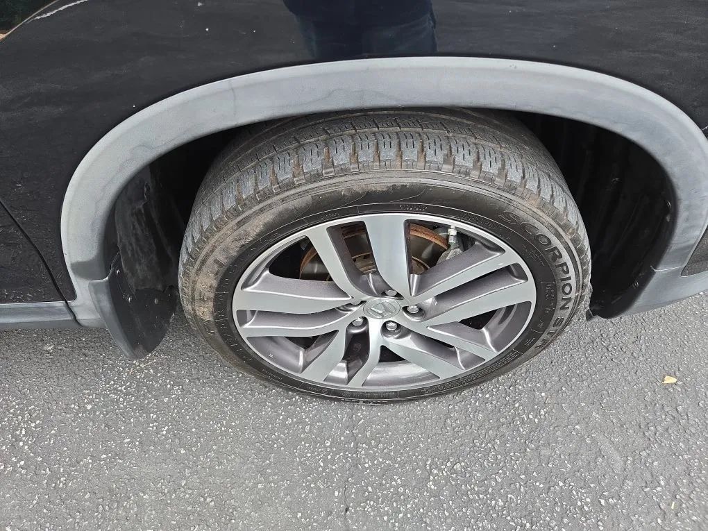 Photo 6 of this HONDA PILOT