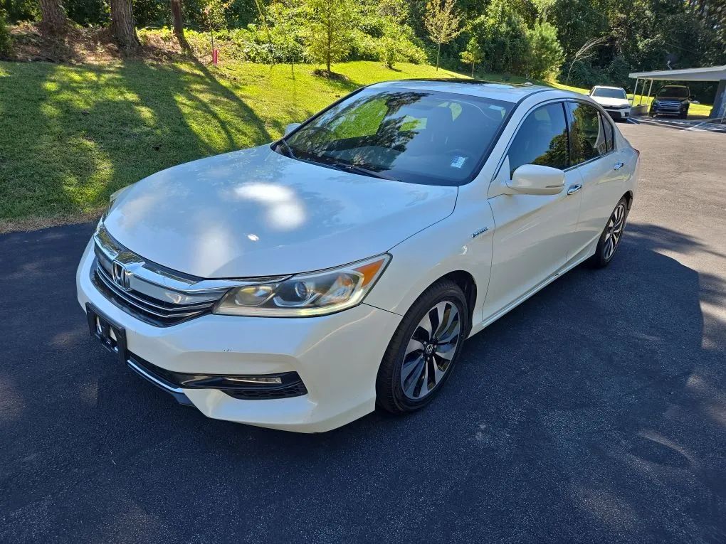 2017 HONDA ACCORD