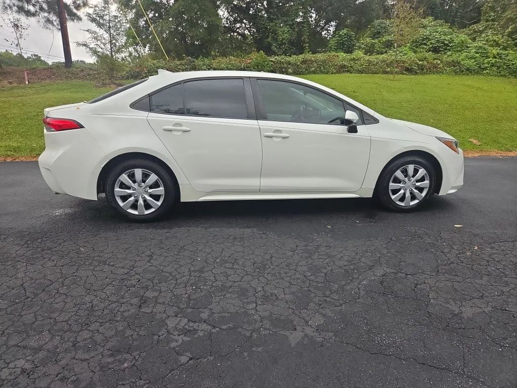 Photo 6 of this TOYOTA COROLLA