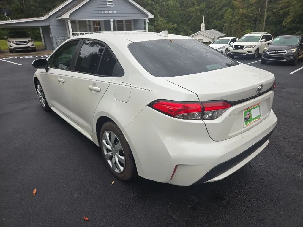 Photo 9 of this TOYOTA COROLLA