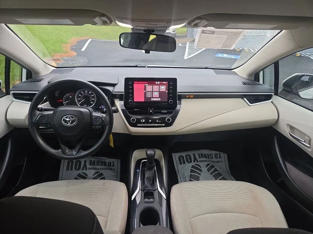 Photo 12 of this TOYOTA COROLLA