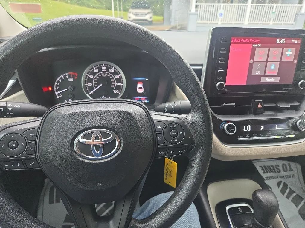 Photo 19 of this TOYOTA COROLLA