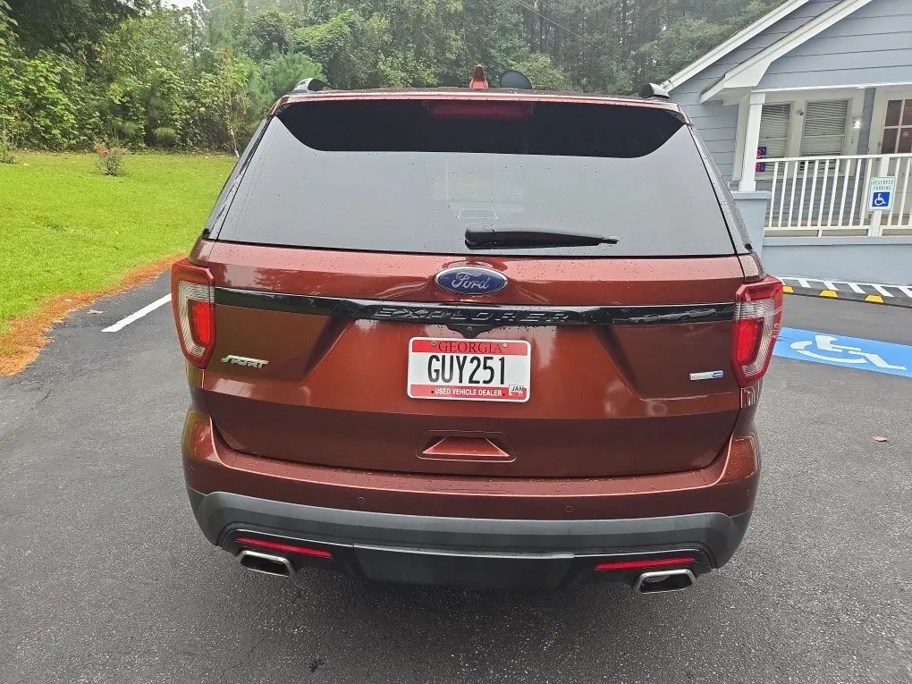 Photo 23 of this FORD EXPLORER