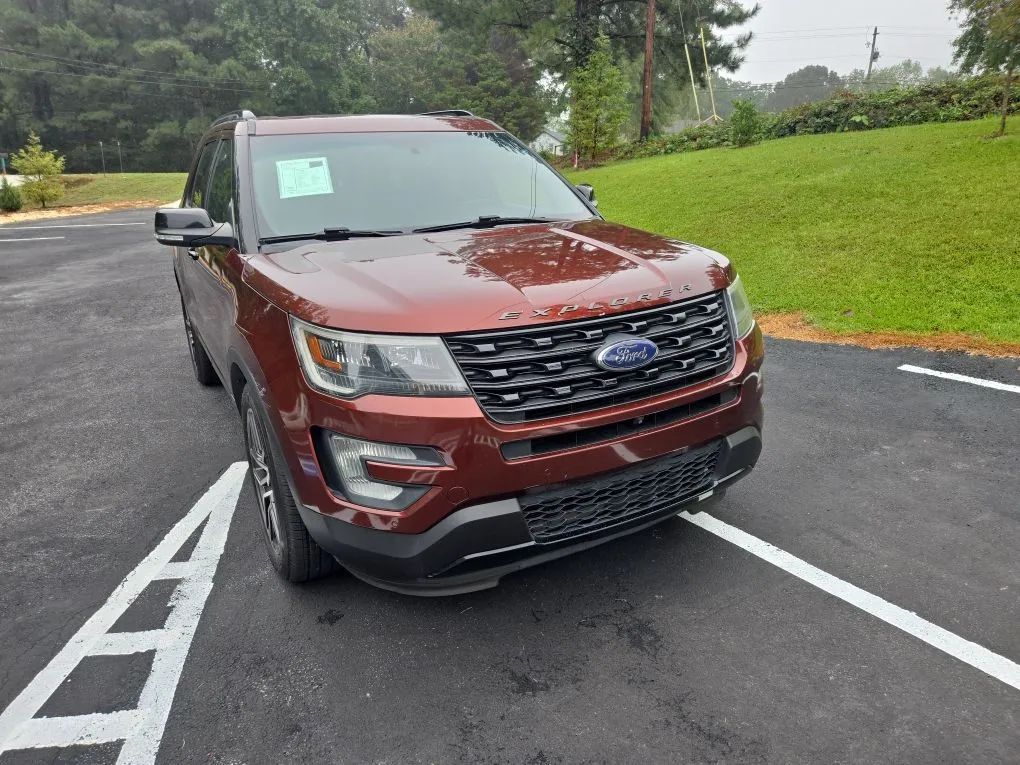 Photo 43 of this FORD EXPLORER