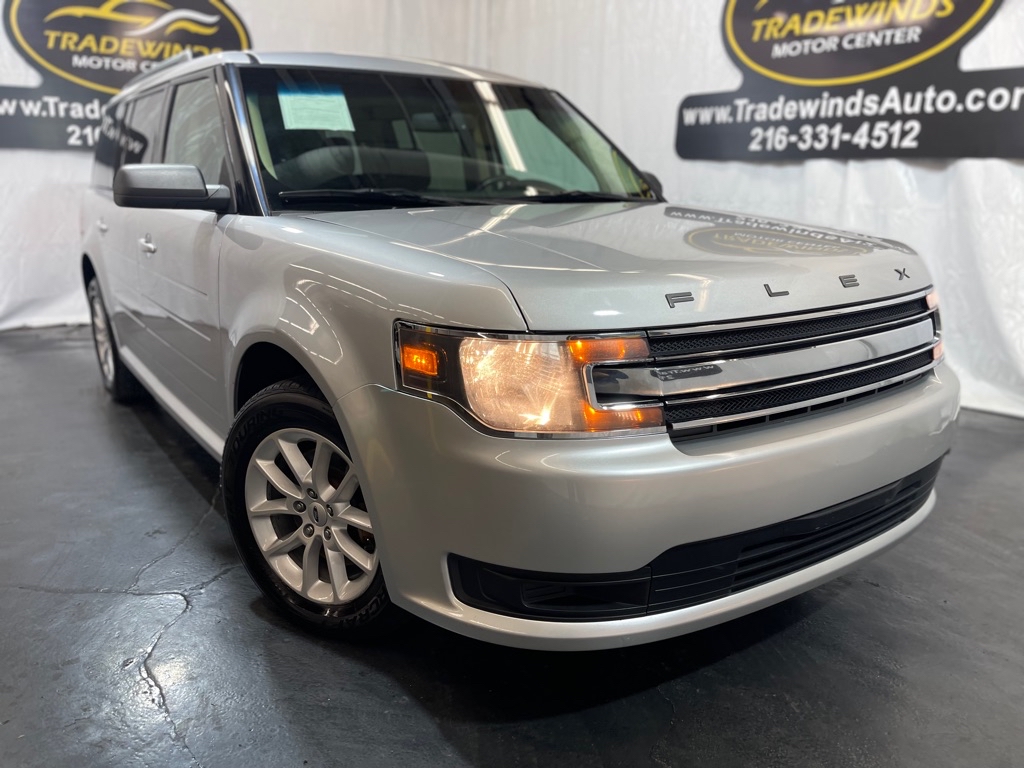 2016 FORD FLEX SE for sale at Tradewinds Motor Center