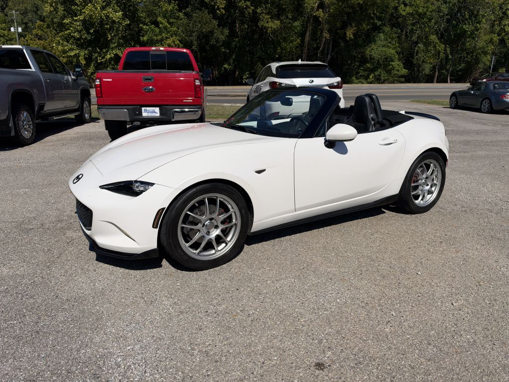 2022 MAZDA MX-5 MIATA