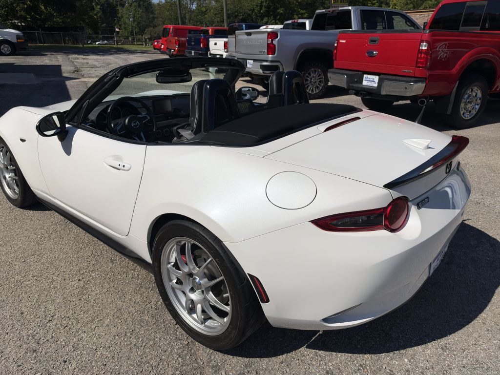 Photo 7 of this MAZDA MX-5 MIATA