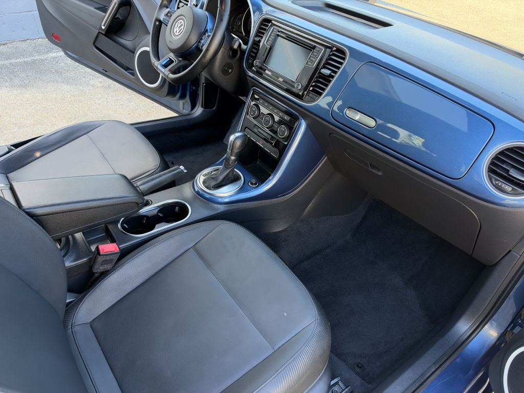 Photo 15 of this VOLKSWAGEN BEETLE