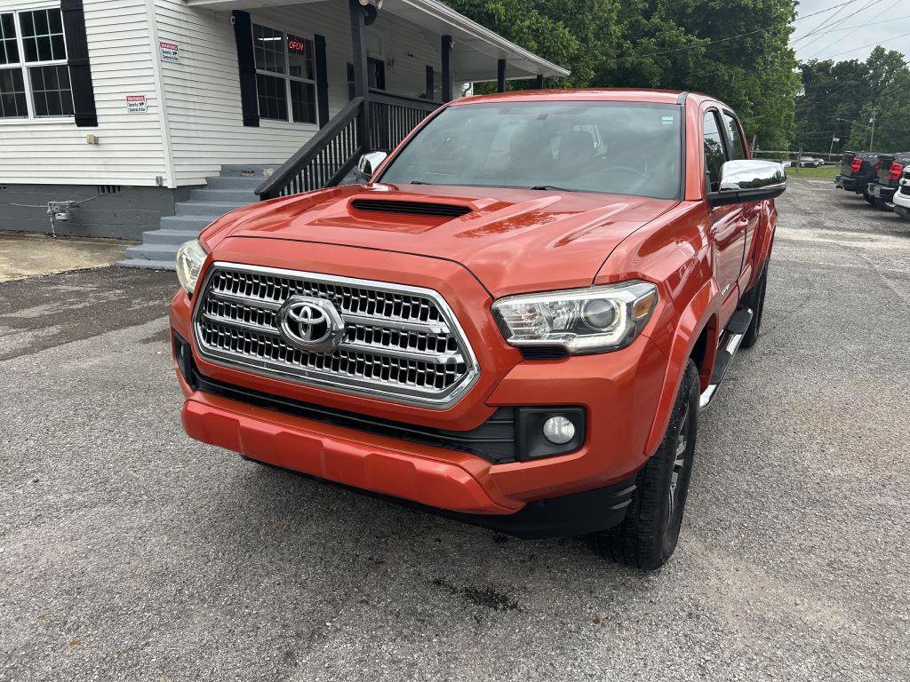 Photo 3 of this TOYOTA TACOMA