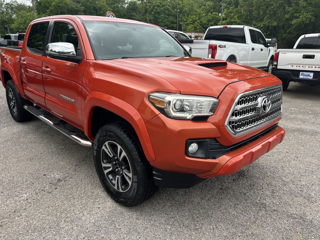 Photo 4 of this TOYOTA TACOMA