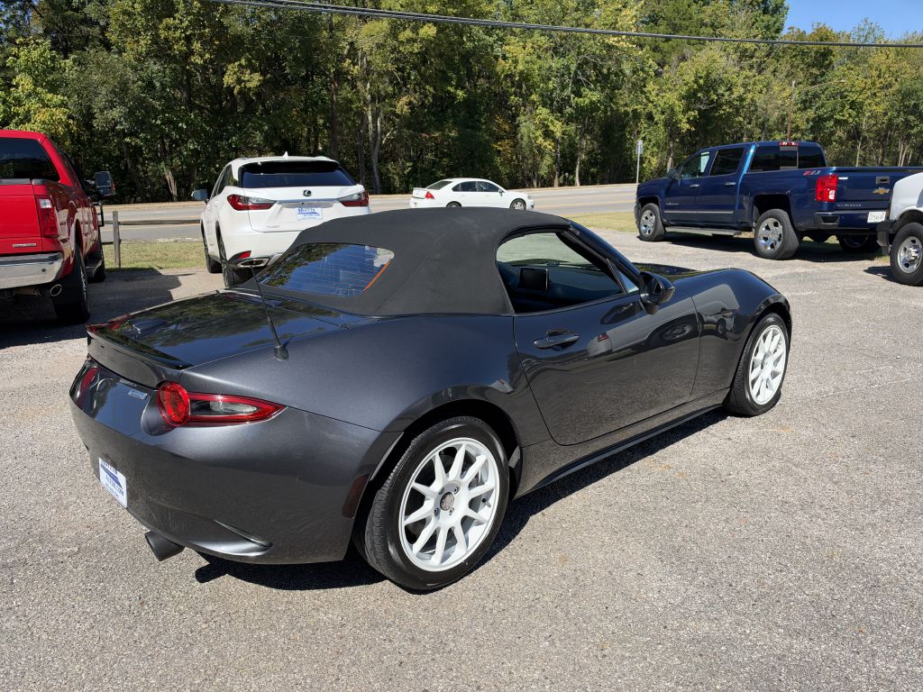 Photo 5 of this MAZDA MX-5 MIATA