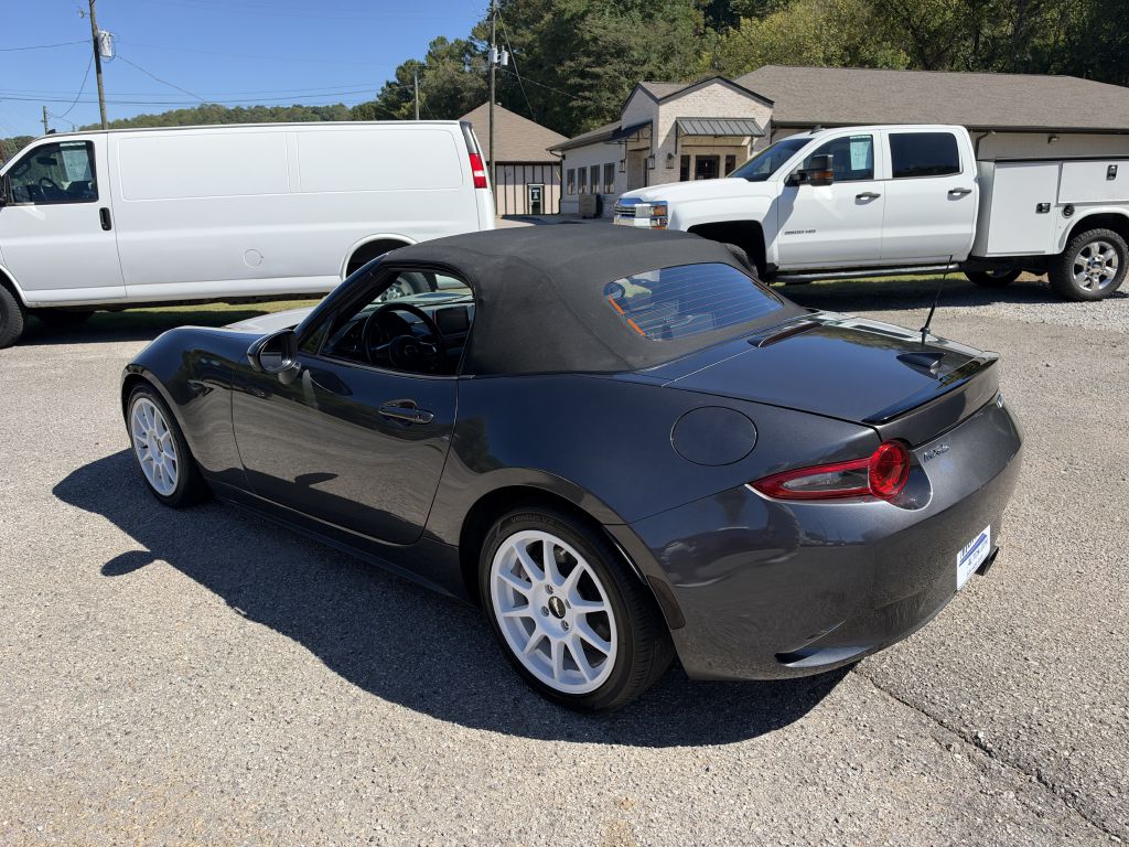 Photo 7 of this MAZDA MX-5 MIATA