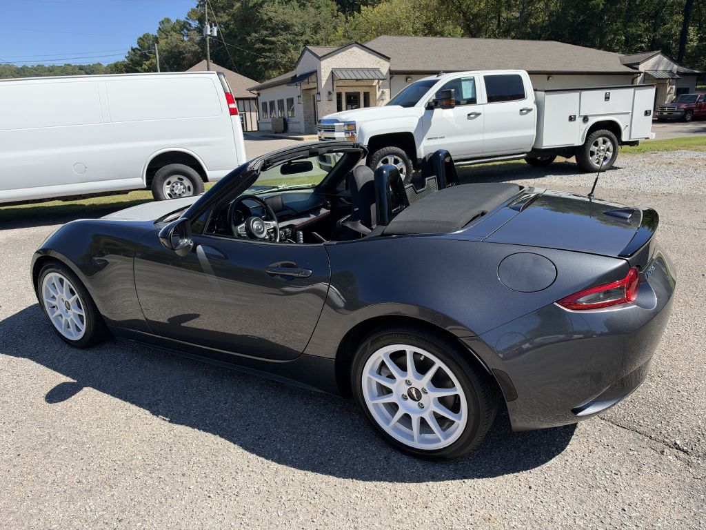 Photo 9 of this MAZDA MX-5 MIATA