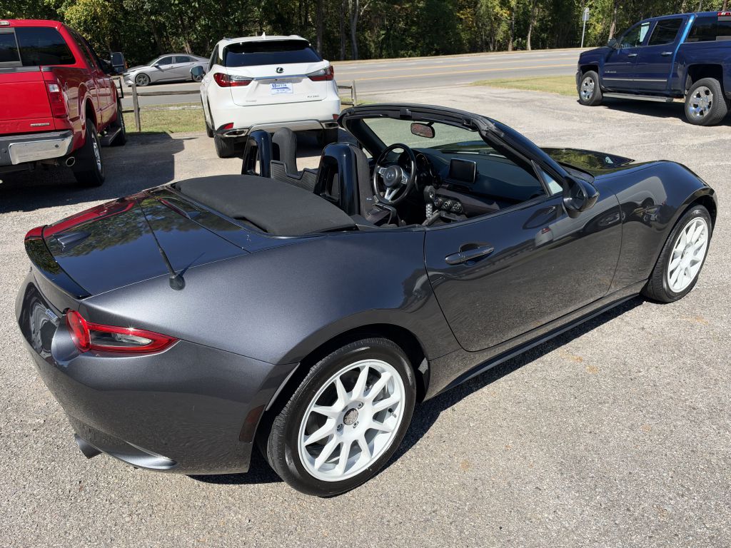 Photo 11 of this MAZDA MX-5 MIATA
