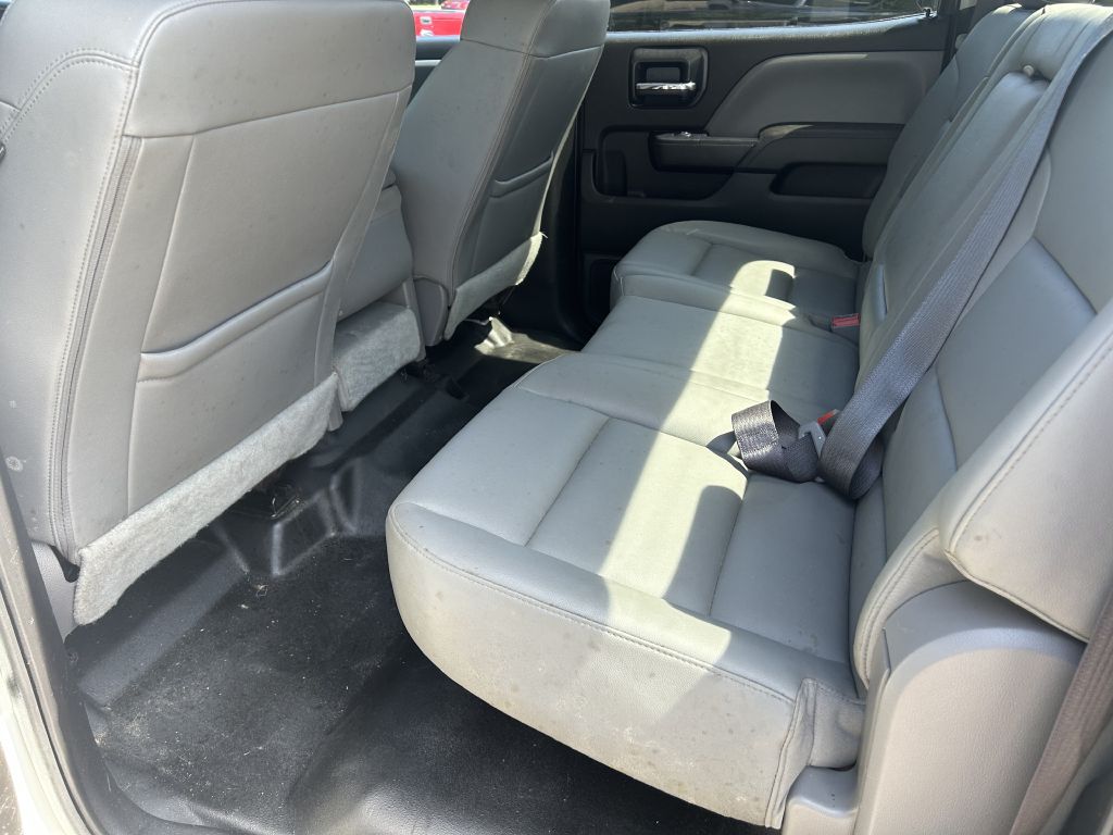 Photo 12 of this CHEVROLET SILVERADO 2500H