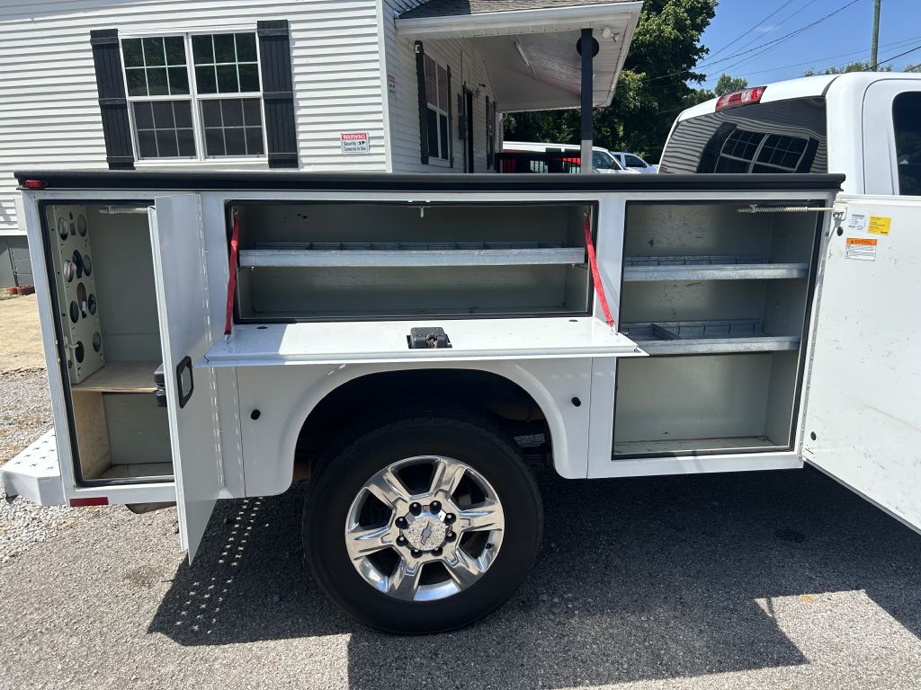 Photo 18 of this CHEVROLET SILVERADO 2500H