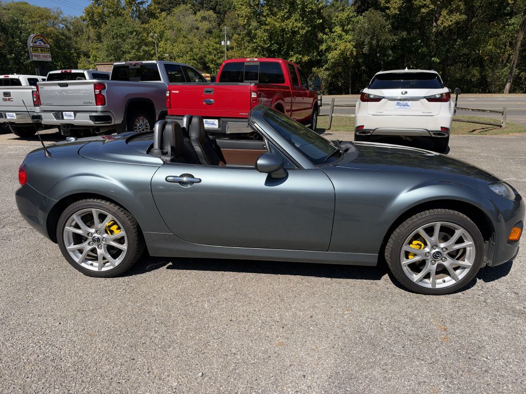 Photo 8 of this MAZDA MX-5 MIATA