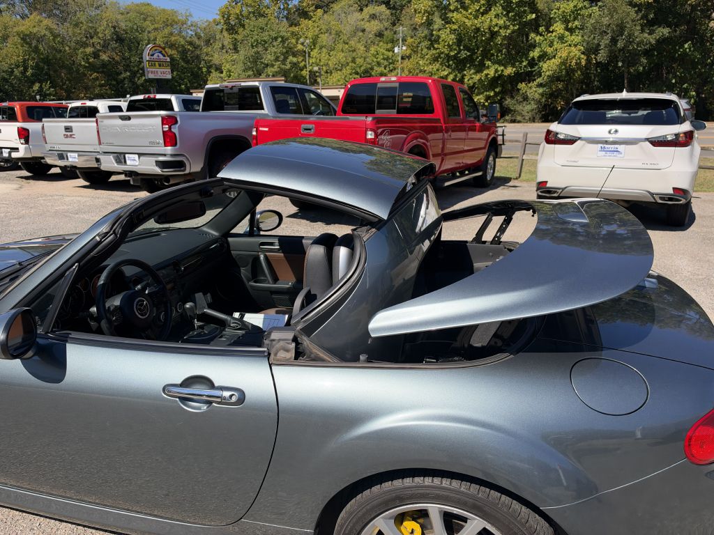 Photo 10 of this MAZDA MX-5 MIATA