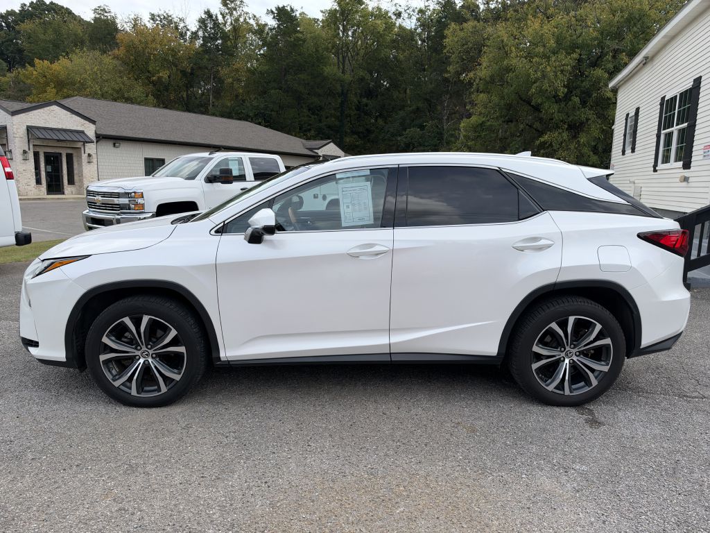 Photo 8 of this LEXUS RX 350
