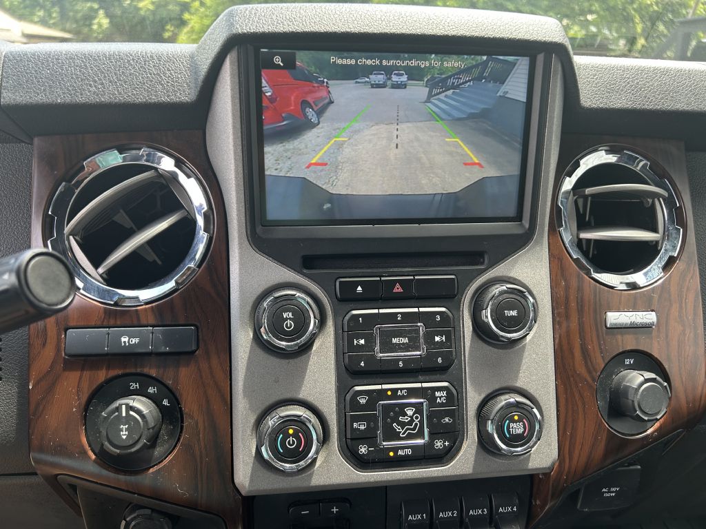 Photo 11 of this FORD F250 SUPER DUTY
