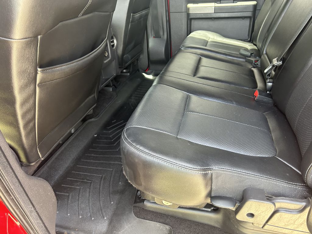 Photo 12 of this FORD F250 SUPER DUTY