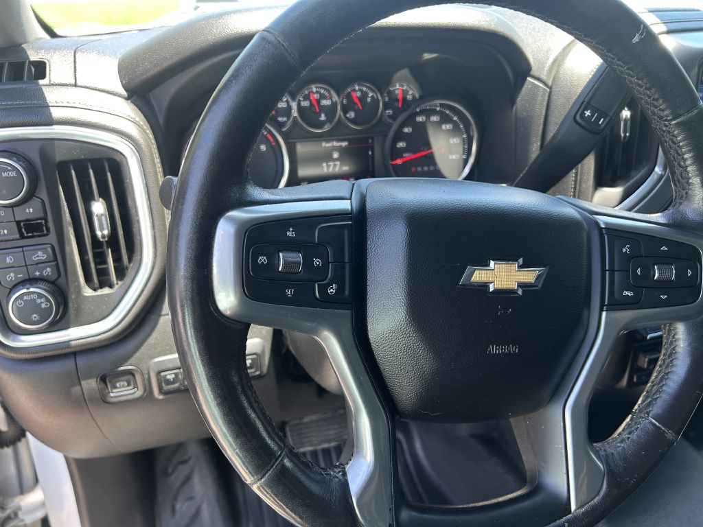 Photo 10 of this CHEVROLET SILVERADO 3500H
