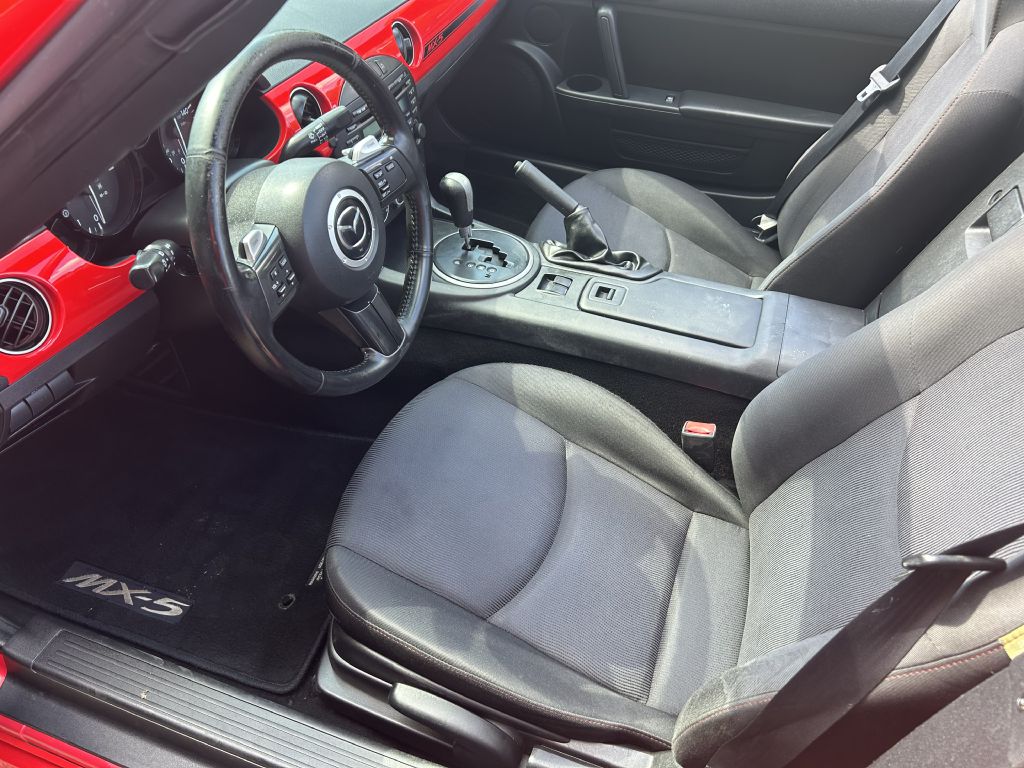 Photo 12 of this MAZDA MX-5 MIATA