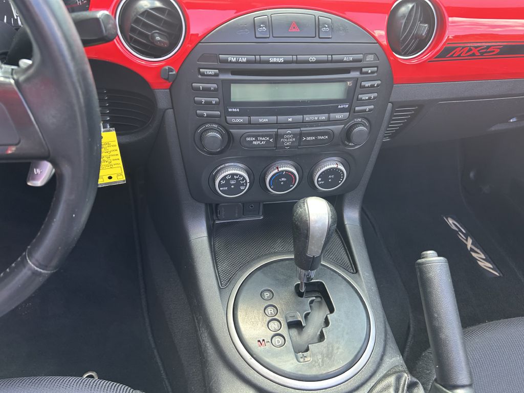 Photo 13 of this MAZDA MX-5 MIATA